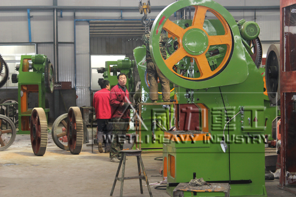 100噸鋼板固定臺沖床