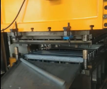 自動化沖壓成型產(chǎn)品