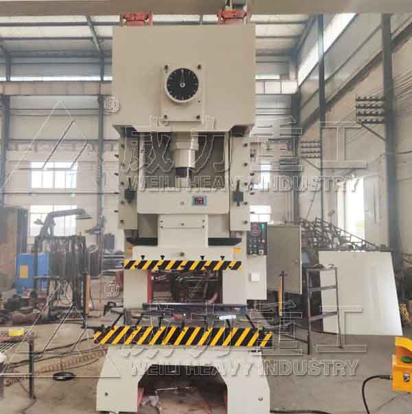 250噸氣動沖床壓力機